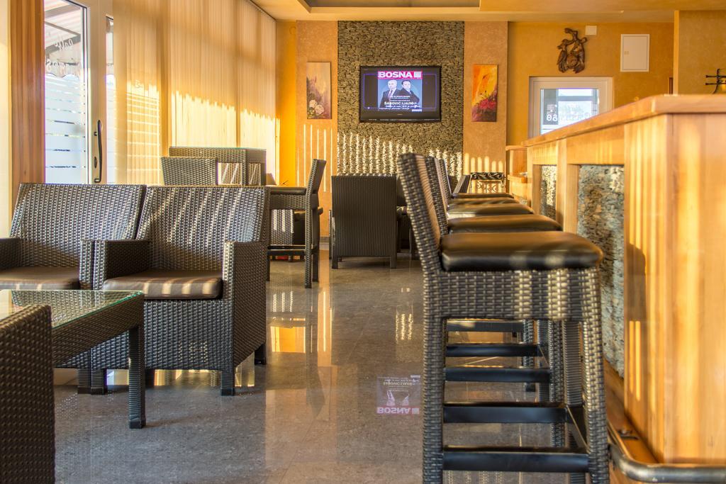 Motel Calypso טראווניק מראה חיצוני תמונה