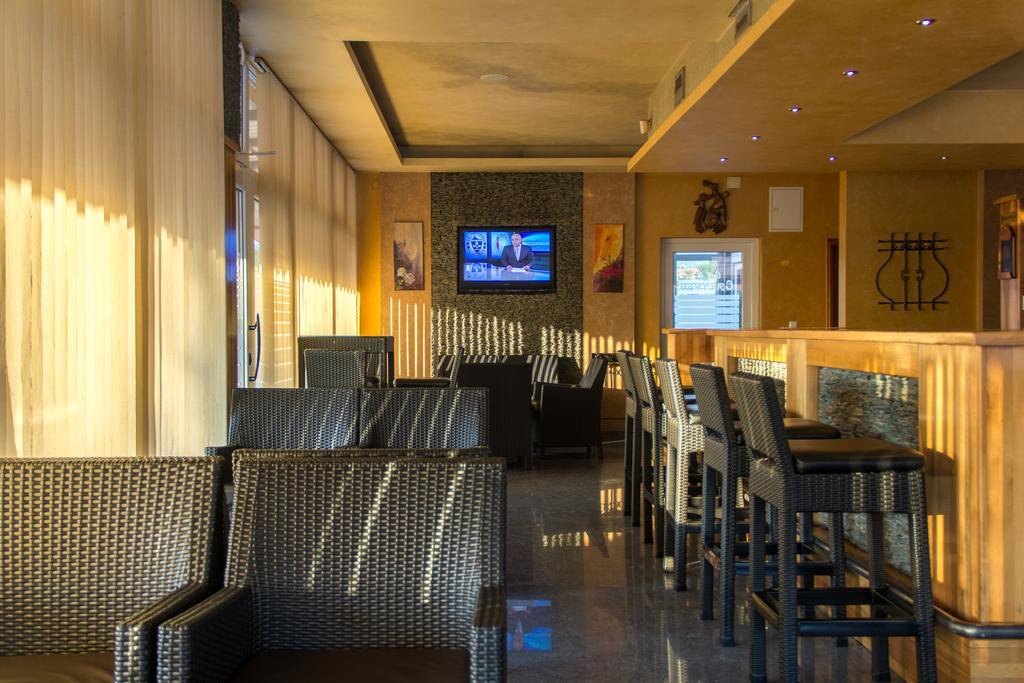 Motel Calypso טראווניק מראה חיצוני תמונה