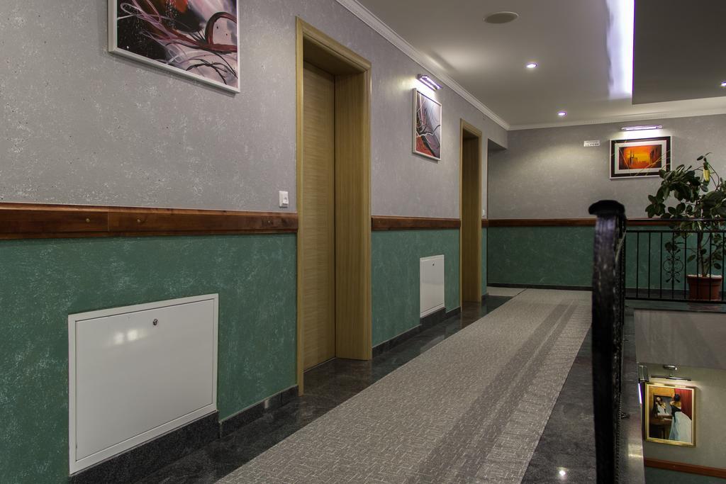 Motel Calypso טראווניק מראה חיצוני תמונה